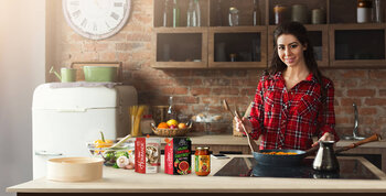 Dabur Hommade Dilli ki Hari Chatpati Chutney